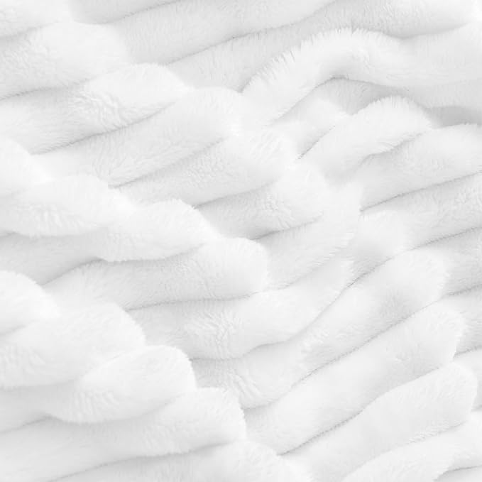 BEDELITE Fleece Blanket King Size – 3D Ribbed Jacquard Soft and Warm Decorative - Image 3