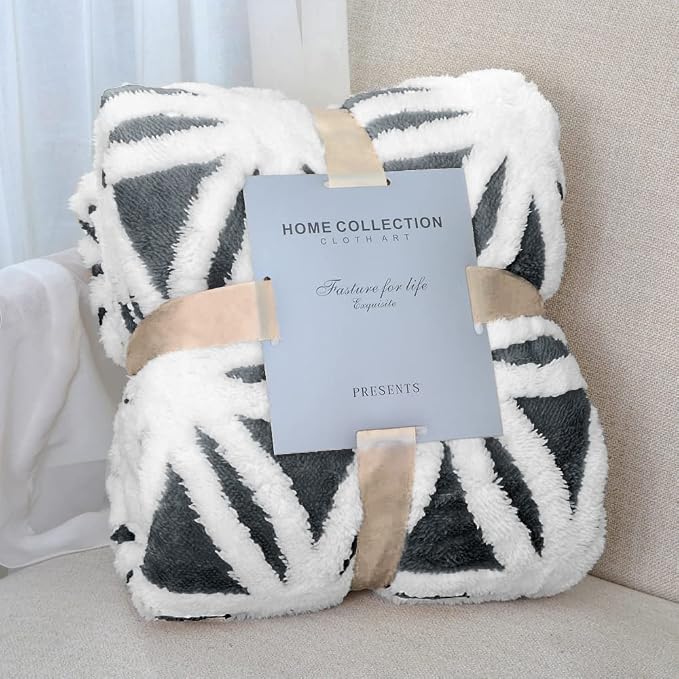 LOMAO Sherpa Fleece Blanket Fuzzy Soft Throw Blanket Dual Sided Blanket by LOMAO