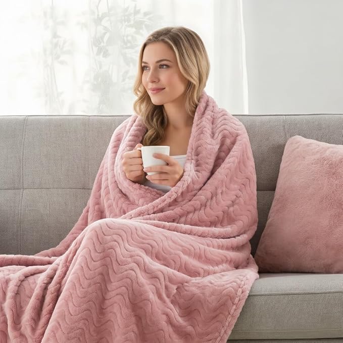 Exclusivo Mezcla King Blanket for Bed, Cozy Lightweight Fleece Blankets for All - Image 3