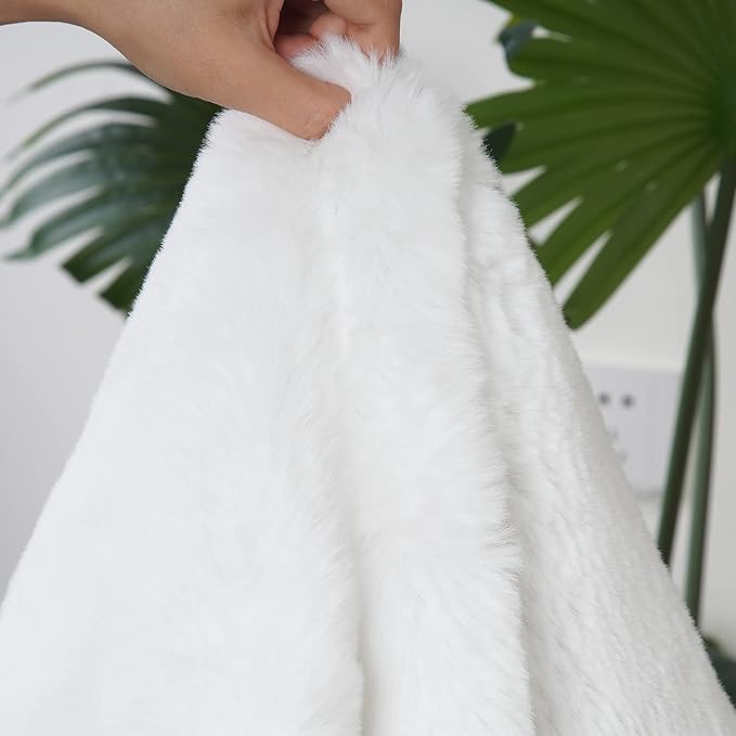 Ghouse Faux Rabbit Fur Round Rug 5 Ft White Round Rugs - Image 7