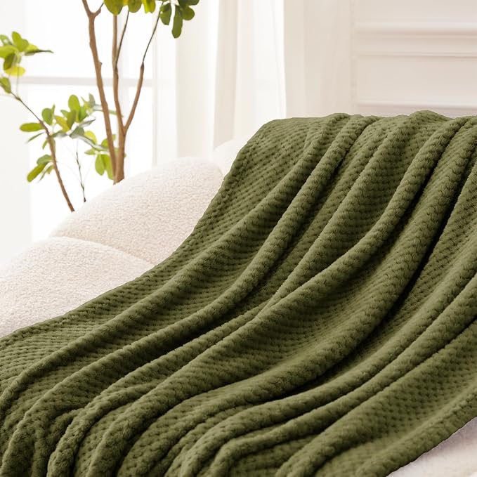 Exclusivo Mezcla Fleece Bed Blanket Twin Size, Super Soft and Warm Blankets - Image 5