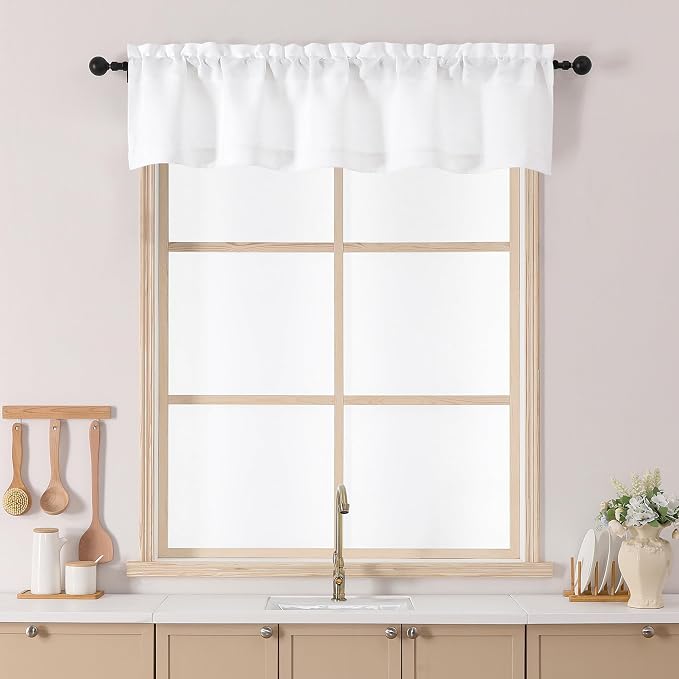 Chyhomenyc White Valance for Windows by Chyhomenyc