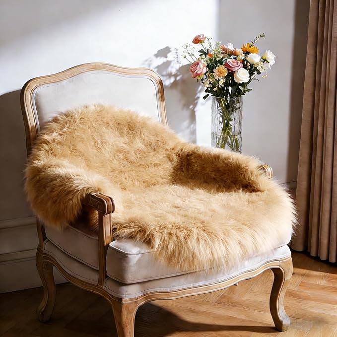 Ultra Soft Faux Fur Rug, Fluffy Shaggy 3ft Round Area Rug - Image 6