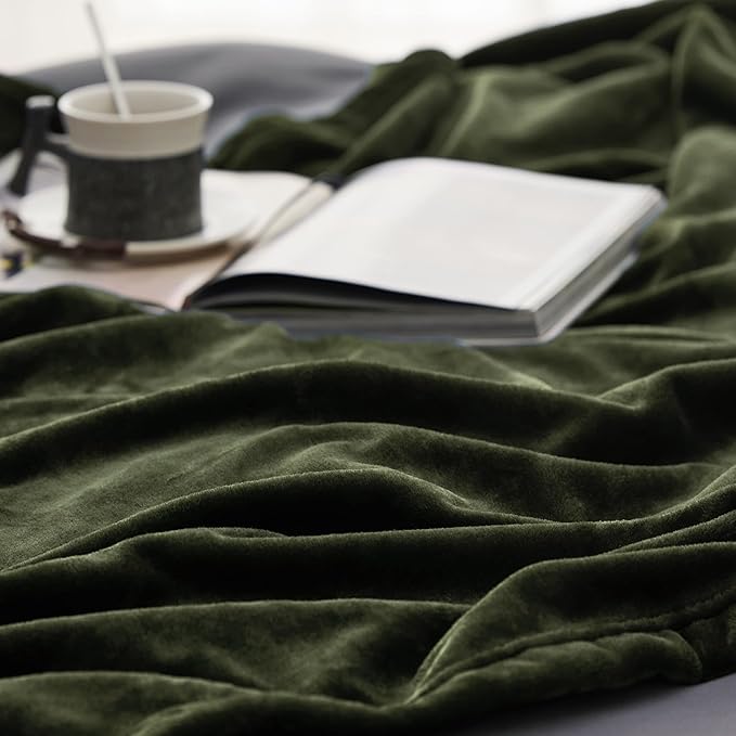 Bedsure Fleece Blanket Queen Blanket Olive Green - Image 5