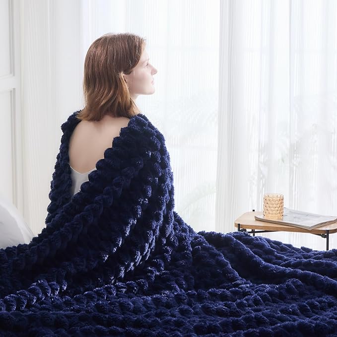NEWCOSPLAY Super Soft King Blanket Dark Navy Premium Silky Flannel Fleece 3D - Image 3