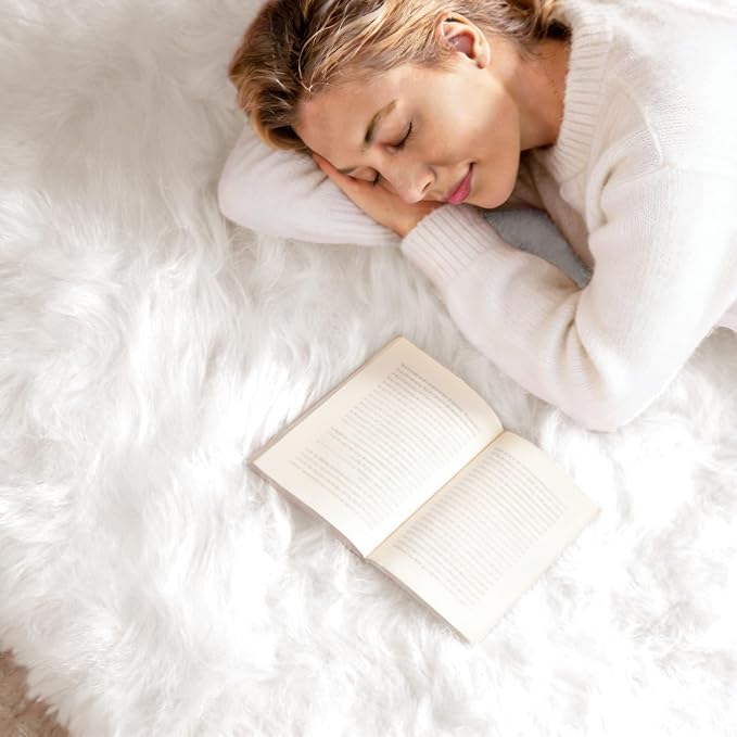 Ultra Soft Faux Fur Rug, Fluffy Shaggy 2 x 6 Ft Sheepskin Fur - Image 7