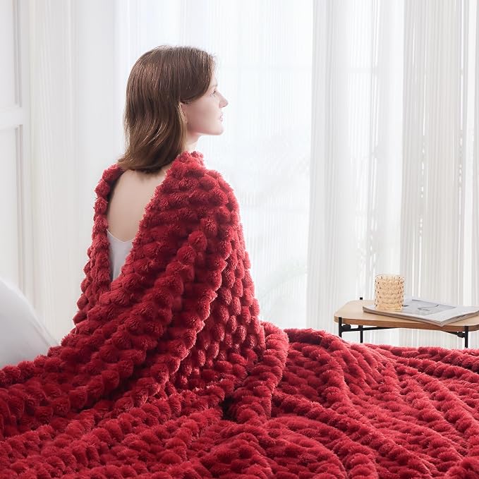NEWCOSPLAY Super Soft King Blanket Red Premium Silky Flannel Fleece 3D Clouds - Image 3