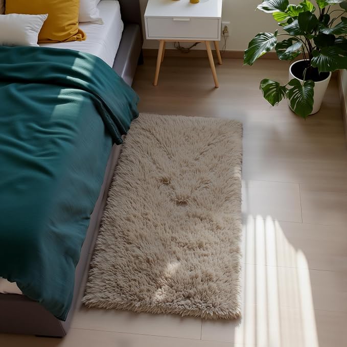 Fluffy Rug Shaggy Area Rug, Small Bedside Rug, Soft Fluffy Shaggy Entryway by Yongyangjuxi