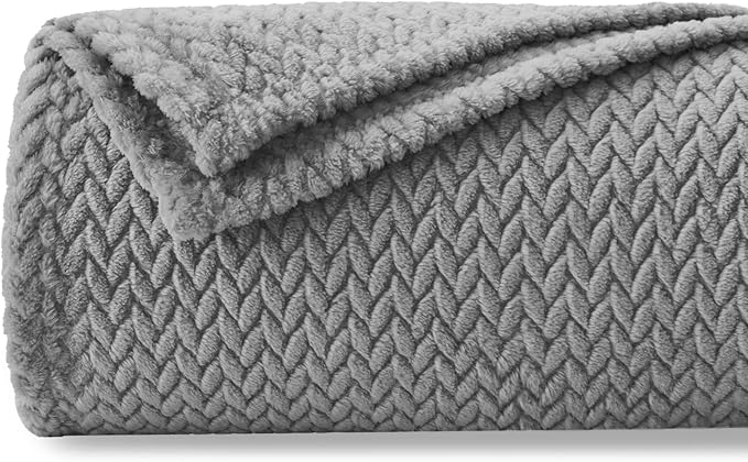 NEWCOSPLAY Super Soft Twin Blanket Grey Premium Silky Flannel Fleece Leaves by NEWCOSPLAY