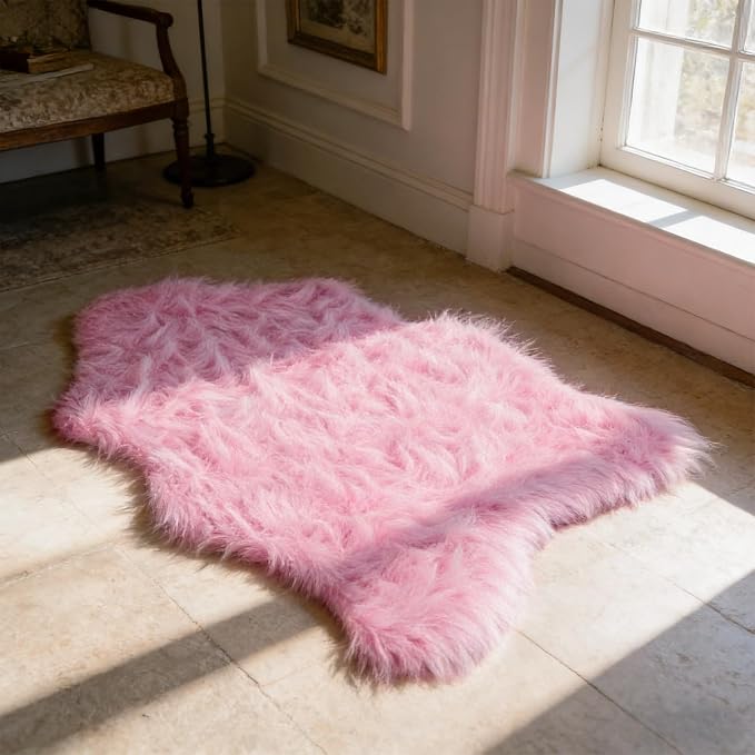 Ultra Soft Faux Fur Rug, Fluffy Shaggy 2 x 3 Ft Sheepskin Fur - Image 4