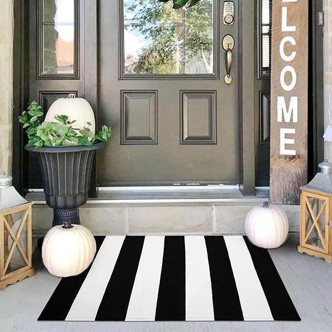 IOHOUZE Black White Striped Rug -24" x36“ Front Door Mats Outdoor, Washable Rug by iOhouze