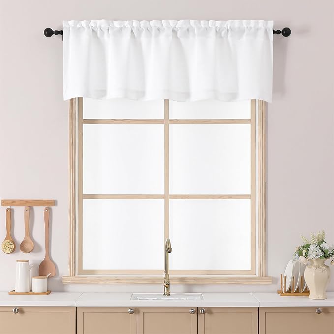 Chyhomenyc White Valance for Windows by Chyhomenyc