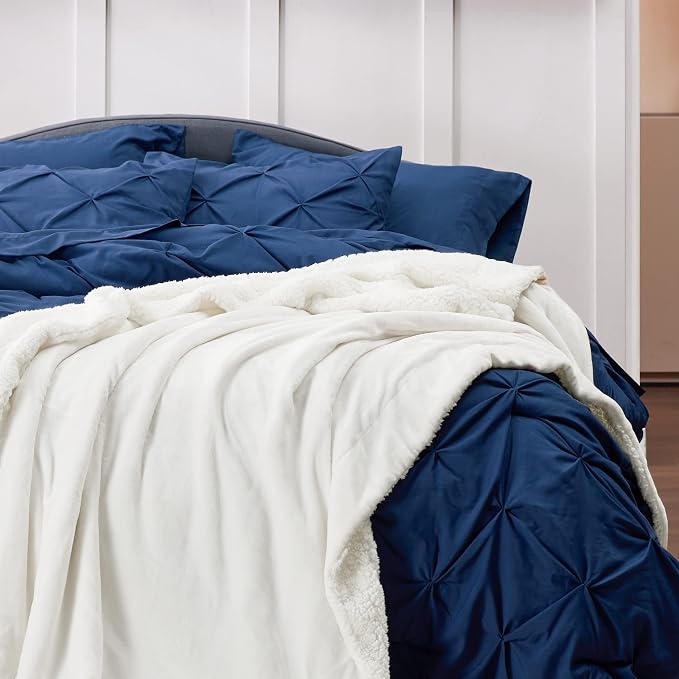 Bedsure GentleSoft Sherpa Fleece Blanket Queen Size - Image 4