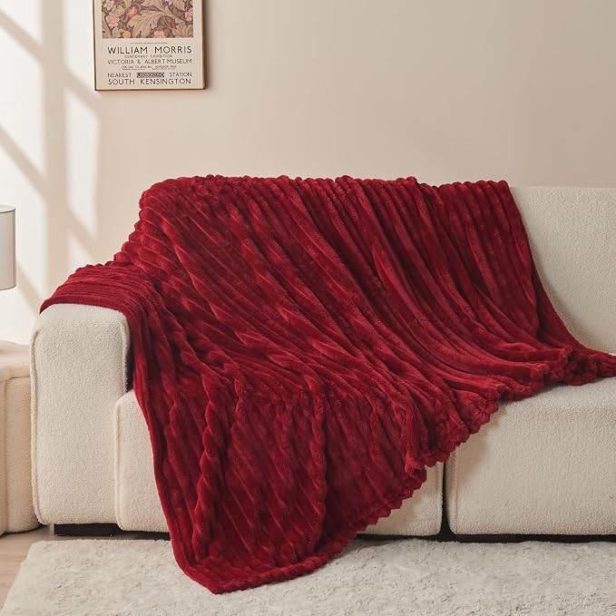 NEWCOSPLAY Super Soft Throw Blanket Red Premium Silky Flannel Fleece 3D Ribbed - Image 8
