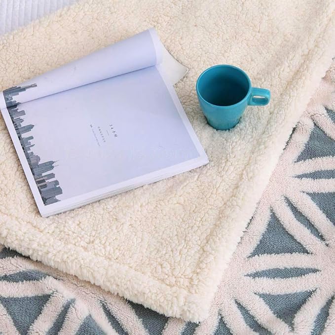 LOMAO Sherpa Fleece Blanket for Mom Cozy Soft Throw Blanket for Women Men - Image 5