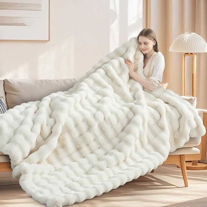 Touchat Luxury 1000GSM Faux Rabbit Fur Throw Blanket, Super Heavy Warm Cozy - Image 8