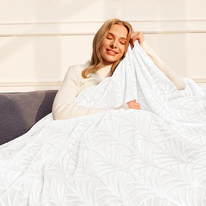 Whale Flotilla Flannel Fleece Twin Size Blanket - Image 3