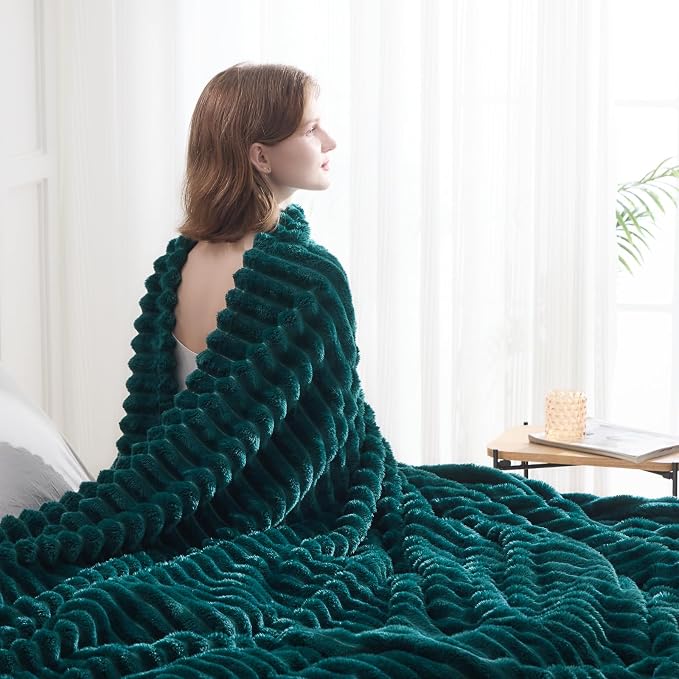 NEWCOSPLAY Super Soft Queen Blanket Dark Teal Premium Silky Flannel Fleece 3D - Image 3