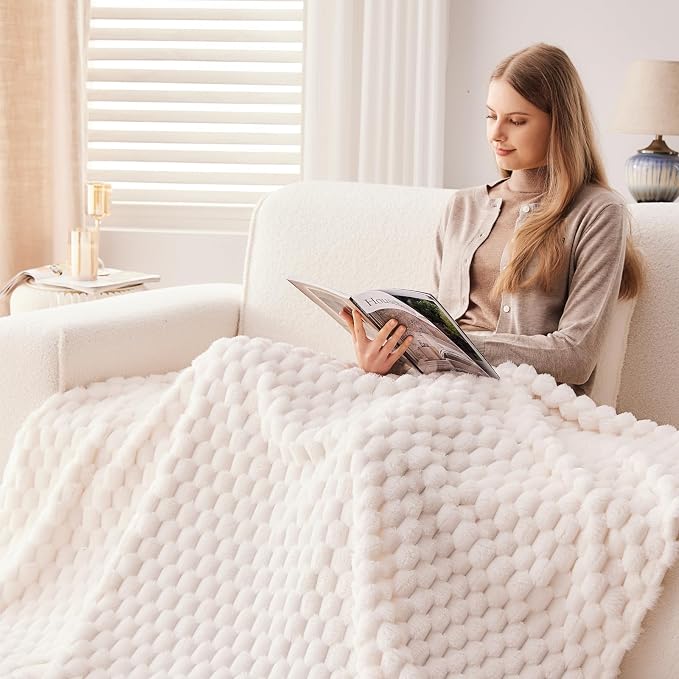 NEWCOSPLAY Super Soft Throw Blanket Ivory Premium Silky Flannel Fleece 3D - Image 5