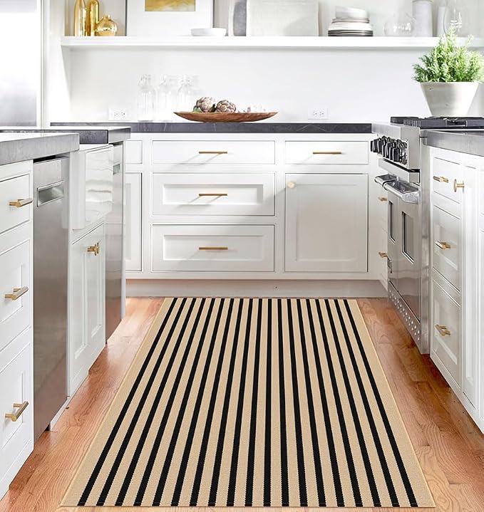 IOHOUZE Striped Area Rug 4'x6' Front Door Rugs Washable Area Rug - Image 2