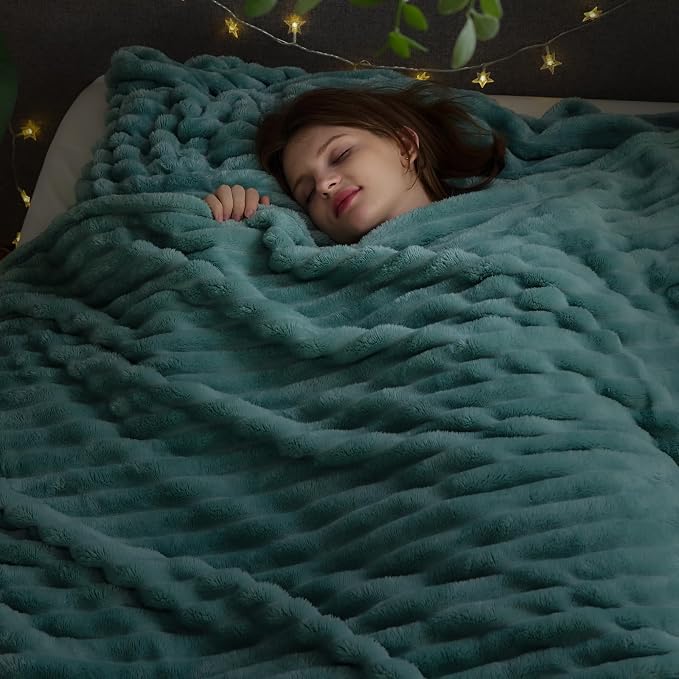 NEWCOSPLAY Super Soft Queen Blanket Mint Green Premium Silky Flannel Fleece 3D - Image 2