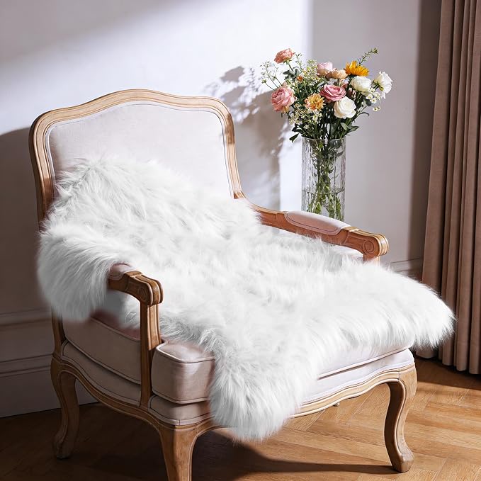 Ultra Soft Faux Fur Rug, Fluffy Shaggy 2 x 3 Ft Sheepskin Fur - Image 6