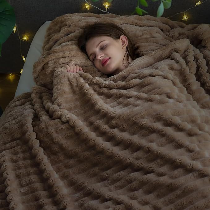 NEWCOSPLAY Super Soft Queen Blanket Taupe Premium Silky Flannel Fleece 3D - Image 2