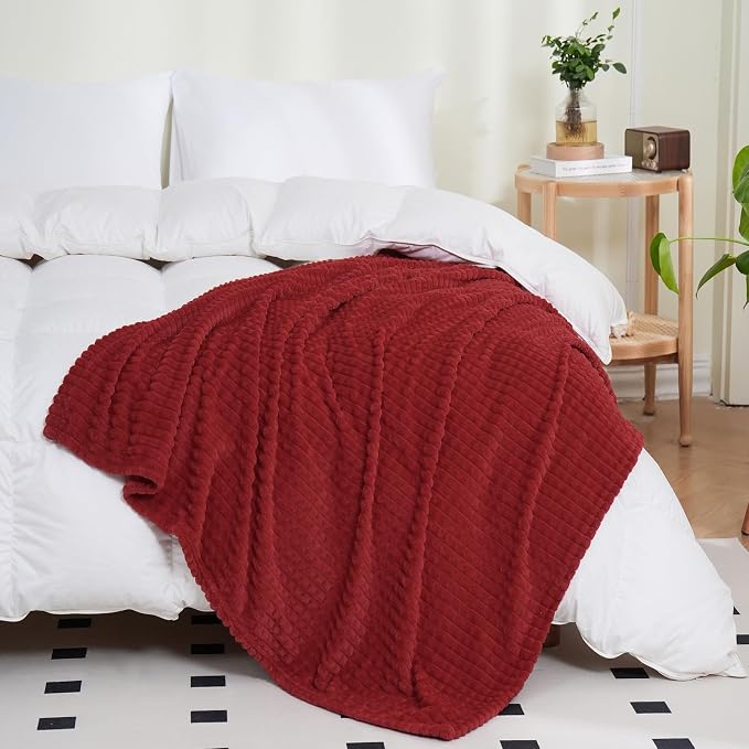 Puncuntex Flannel Fleece Throw Blanket Red 108"×90", Super Soft Plush Cozy - Image 2