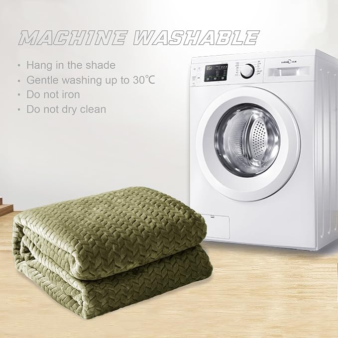 Exclusivo Mezcla Fleece Queen Size Blanket - Image 8