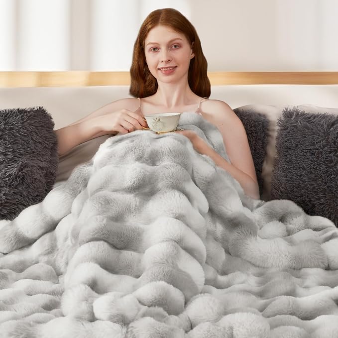 Touchat Luxury 1000GSM Rabbit Faux Fur Blanket, Super Heavy Warm Cozy Brown - Image 6