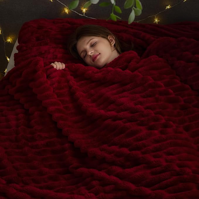 NEWCOSPLAY Super Soft King Blanket Red Premium Silky Flannel Fleece 3D Ribbed - Image 2