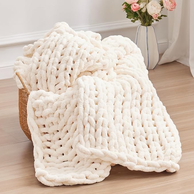 Negwoo Chunky Knit Throw Blanket, Handmade Cream Crochet Big Thick Blanket by Unknown