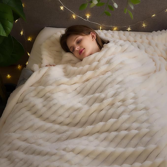 NEWCOSPLAY Super Soft Queen Blanket Ivory Premium Silky Flannel Fleece 3D - Image 2