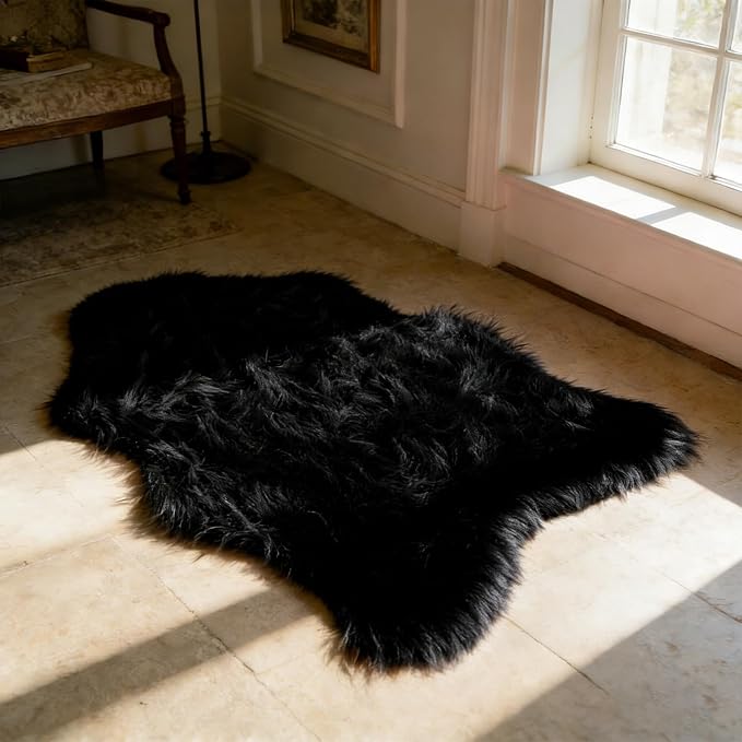 Ultra Soft Faux Fur Rug, Fluffy Shaggy 2 x 3 Ft Sheepskin Fur - Image 4