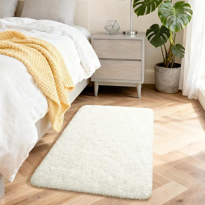 Merelax Soft Modern Indoor Shaggy Area Rug by Merelax