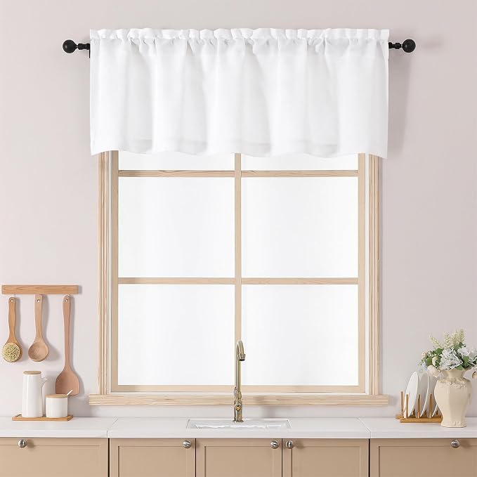 Chyhomenyc White Valance for Windows by Chyhomenyc