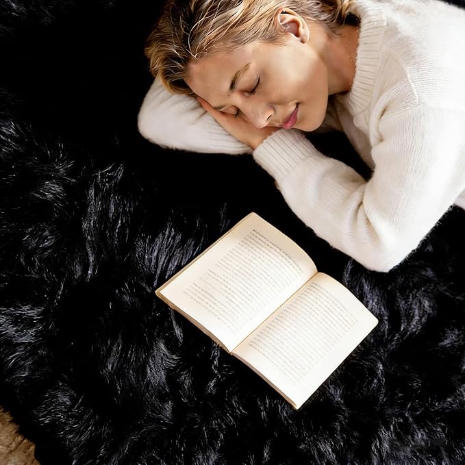 Ultra Soft Faux Fur Rug, Fluffy Shaggy 3ft Round Area Rug - Image 7