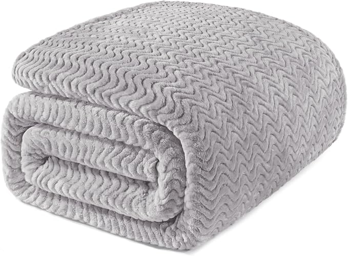 Exclusivo Mezcla Twin Blanket for Bed, Cozy Lightweight Fleece Blankets for All by ExclusivoMezcla