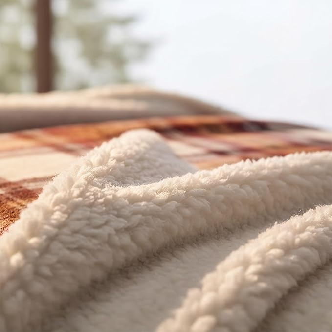 Eddie Bauer - Sherpa Throw Blanket - Image 4