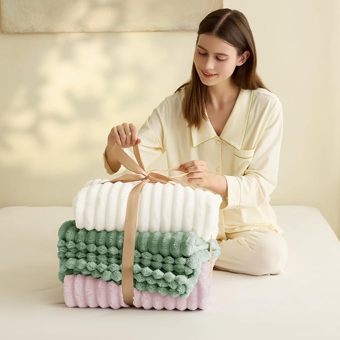 HIMEET Pink Ribbed Twin Blanket - Image 4
