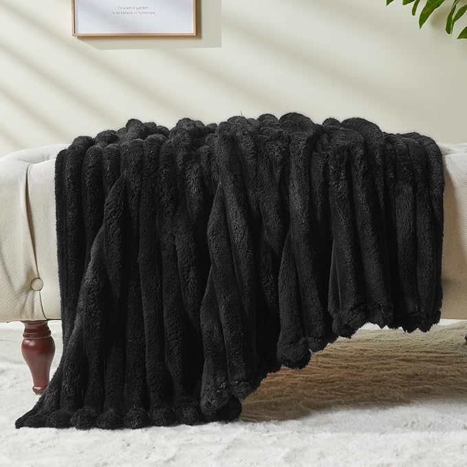 NEWCOSPLAY Super Soft Throw Blanket Black Premium Silky Flannel Fleece 3D - Image 6