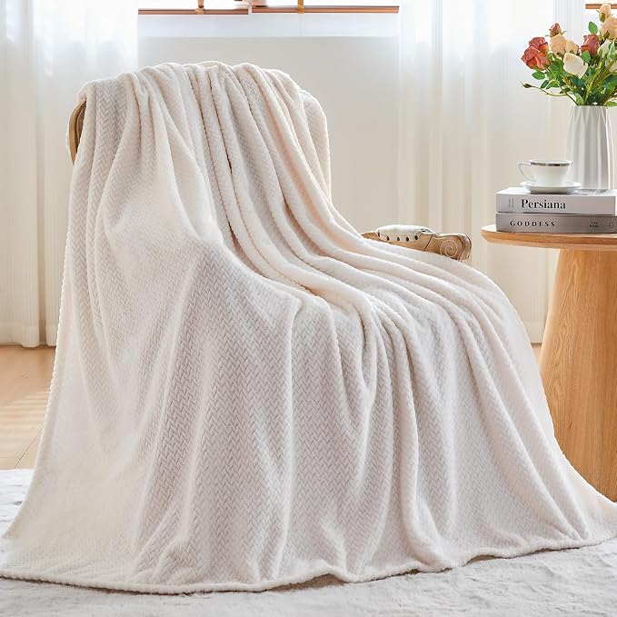 NEWCOSPLAY Super Soft King Blanket Ivory Premium Silky Flannel Fleece Leaves - Image 4