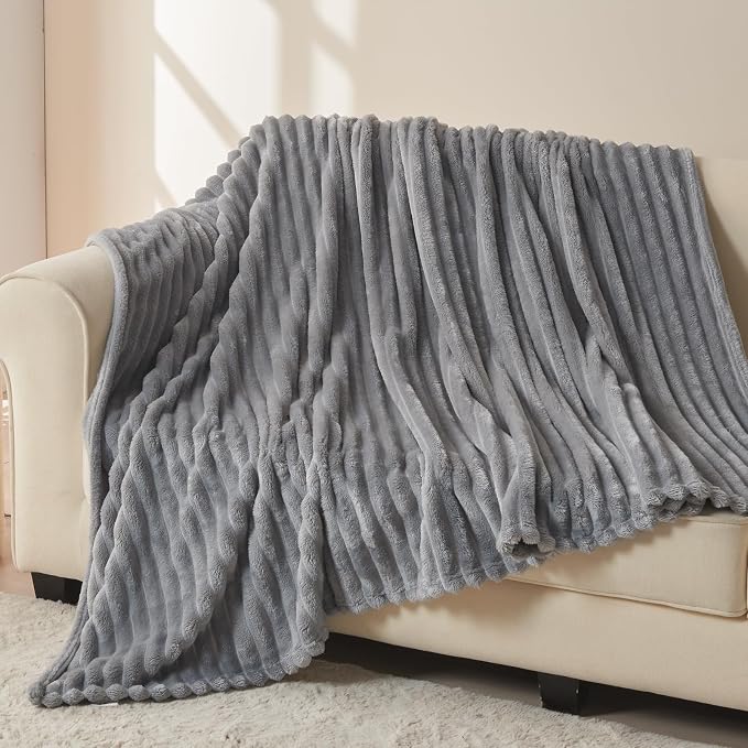 NEWCOSPLAY Super Soft Twin Blanket Light Grey Premium Silky Flannel Fleece 3D - Image 3