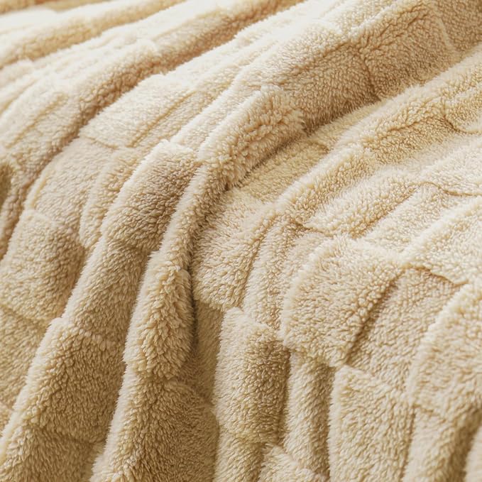 Exclusivo Mezcla King Size Flannel Fleece Blanket, Super Soft and Warm - Image 4