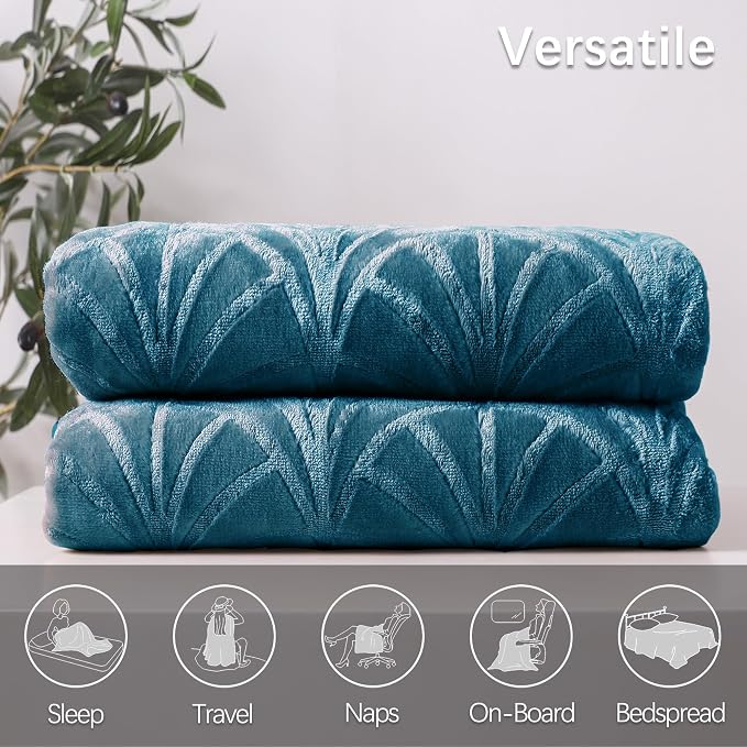 Whale Flotilla Flannel Fleece Twin Size Blanket - Image 7