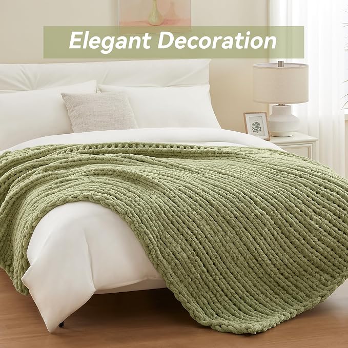 Negwoo Chunky Knit Throw Blanket, Handmade Light Green Crochet Big Thick Blanket - Image 2