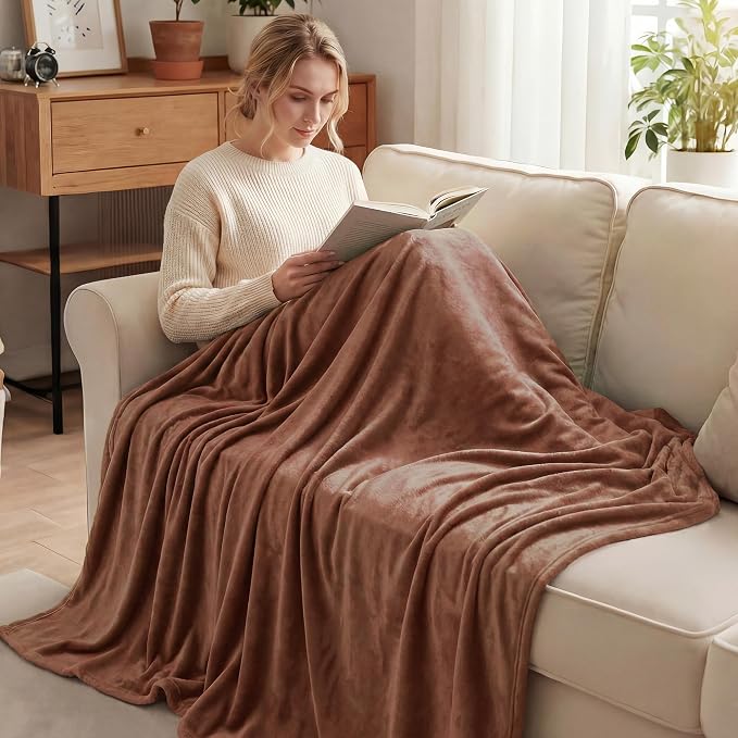 Exclusivo Mezcla Fleece Brown Throw Blanket - Image 2