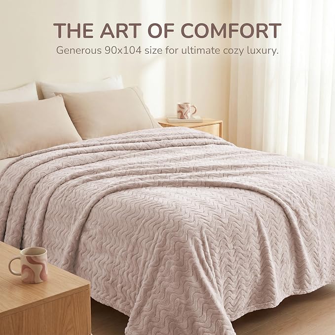 Exclusivo Mezcla Soft Fleece Blanket King Size, Cozy Lightweight Blankets - Image 2