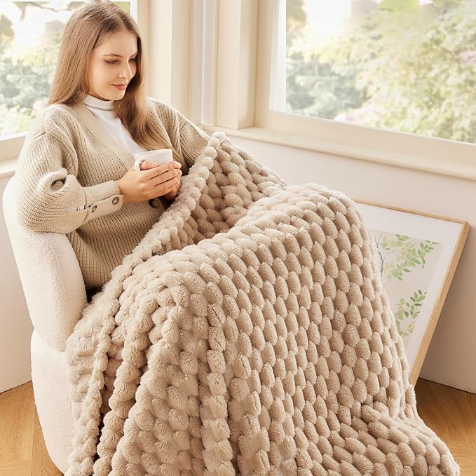 NEWCOSPLAY Super Soft Throw Blanket Brown Premium Silky Flannel Fleece 3D - Image 2