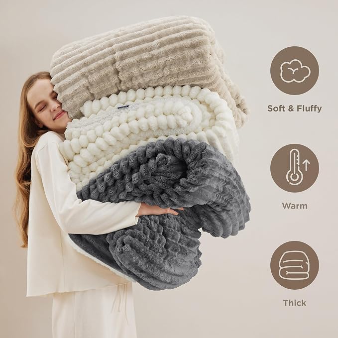 Bedsure Sherpa Blanket Queen Size - Image 5